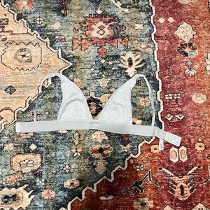 SKIMS Plunge Bralette